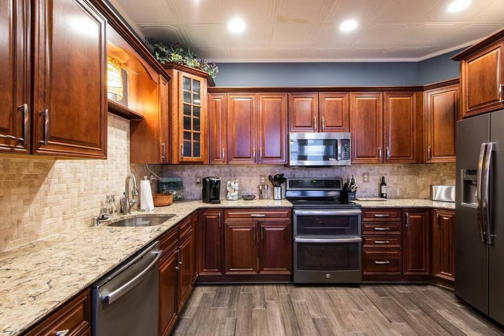 Downtown Sophistication/ Two Bedroom / Two Bath Λούισβιλ Εξωτερικό φωτογραφία